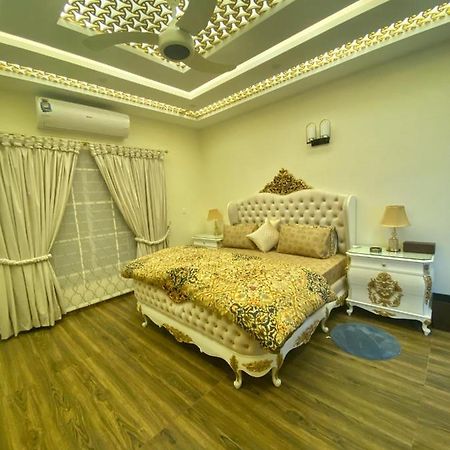 Bed and Breakfast Continental Boutique House Islamabad Esterno foto