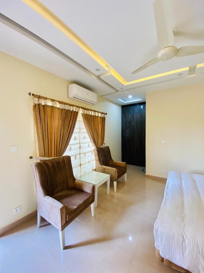 Bed and Breakfast Continental Boutique House Islamabad Esterno foto